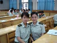 siaran langsung timnas u 16 Dia juga bekerja bersama di kamp Park Geun-hye selama pendahuluan presiden 2007